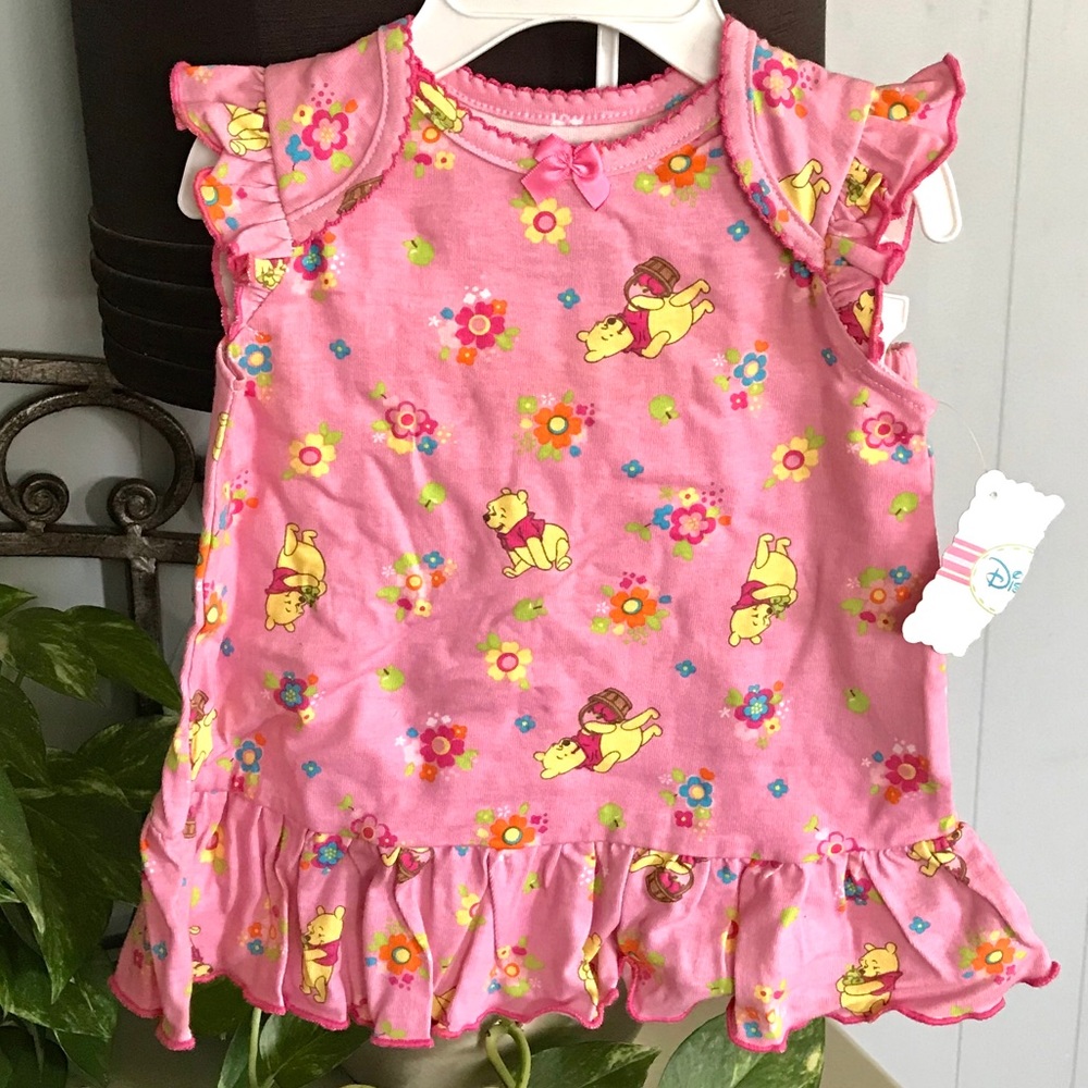 ❣️SOLD❣️Winnie the Poo Outfit